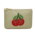 Trousse avec des cerises brodées en perles
